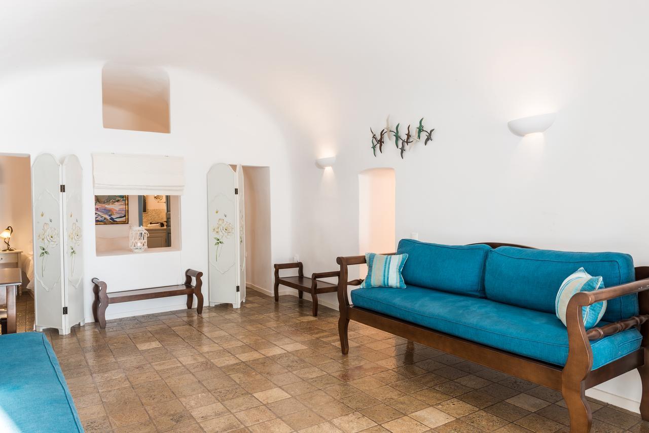Pantelia Suites Fira  Dış mekan fotoğraf